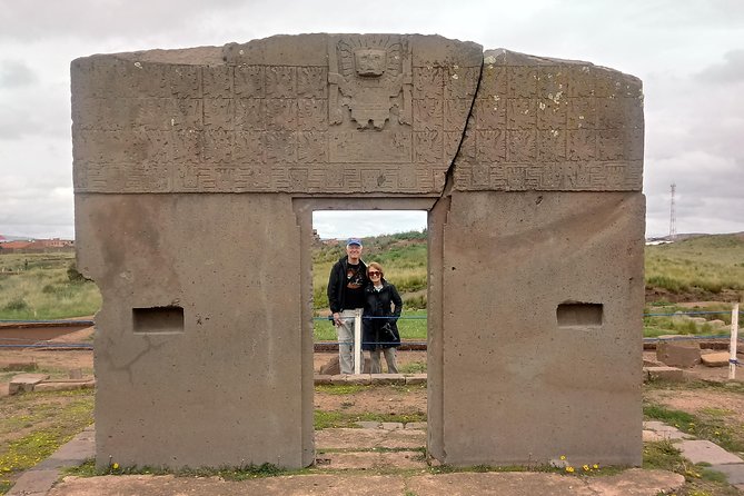 PUMA PUNKU - TIWANAKU and TITIKAKA LAKE - Shared Service - Meeting Point and Pickup Instructions