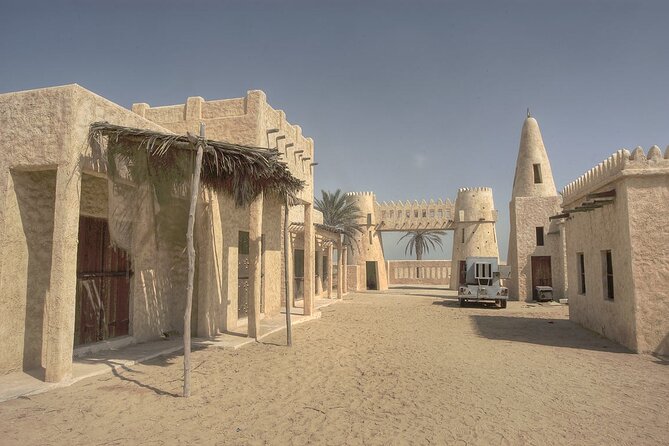 Qatar West Coast Tour to Richard Serra Sculpture and Mushroom Rock Formation - Richard Serras Sculpture