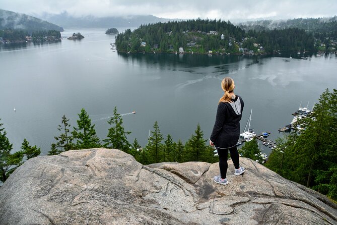 Quarry Rock Hike and Deep Cove Photography - Meeting Point and Start Time
