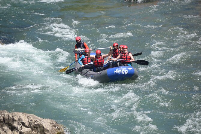 Rafting in the Pyrenees - Highlights of the Rafting Adventure