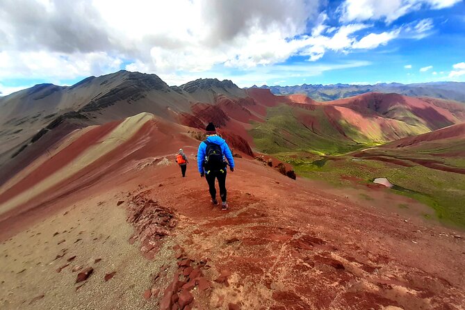 Red Valley + Rainbow Mountain Tour - Tour Logistics and Pickup Options