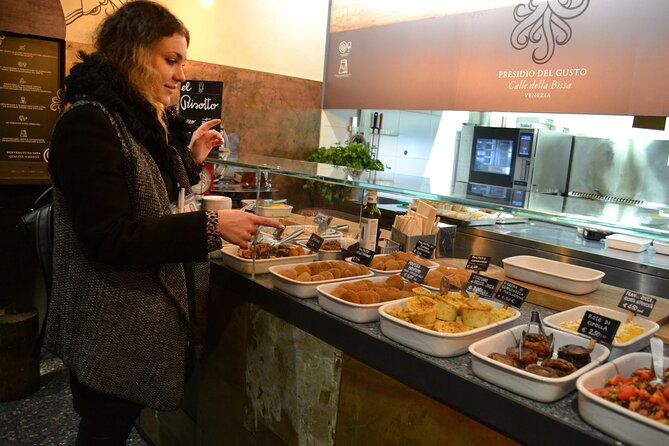 Rialto Farmers & Fish Market Food Tour in Venice With Wine Tasting & Sightseeing - Cancellation Policy and Pricing