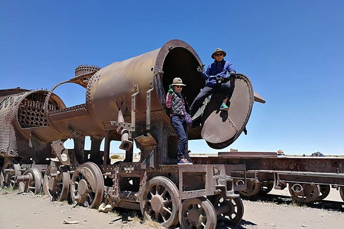 Road to Uyuni Economic Package 4D - 3N - Participation Requirements