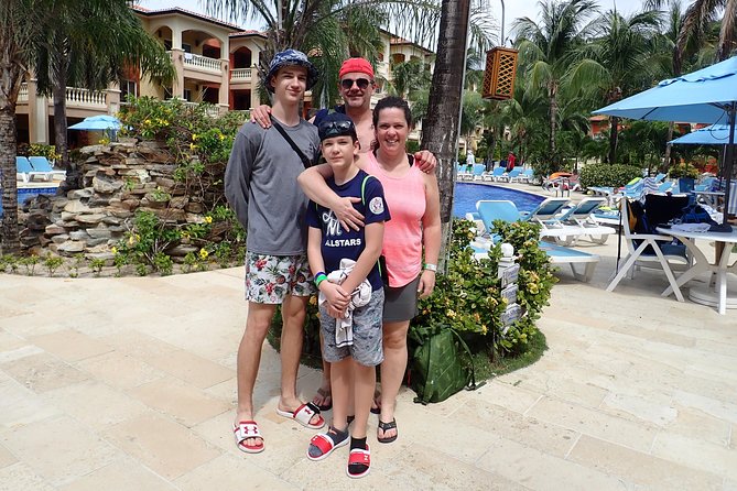 Roatan Beach Break at Infinity Bay Resort - Meeting and Pickup Instructions
