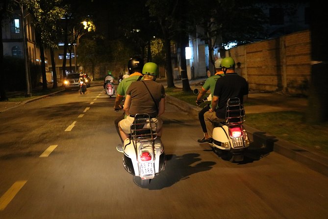 Saigon Vespa By Night Street Food Tour 4,5 Hours - Dining Experience