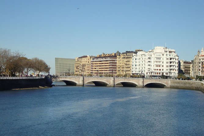 San Sebastian Highlights Private City Tour With Hotel Pick up - Tour Transportation and Accessibility