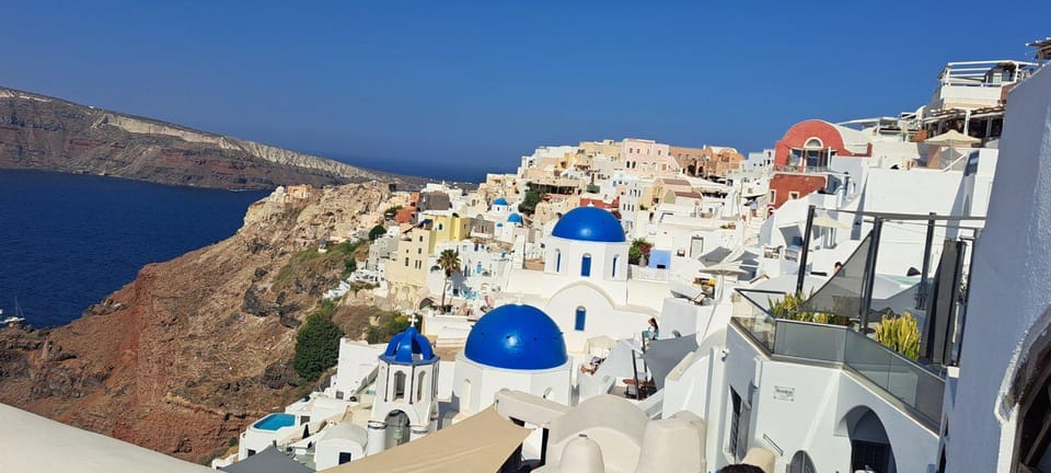 Santorini: Private Tour in Spanish With Local Guide - Group Experience