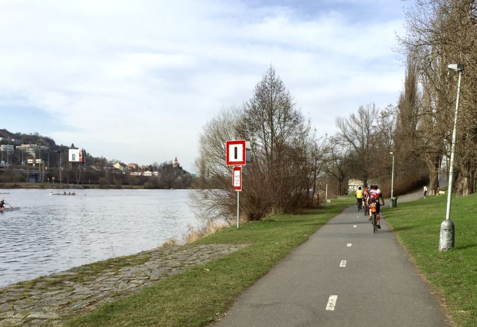 Self-Guided Bike Tour to Konopiste Castle - Important Information