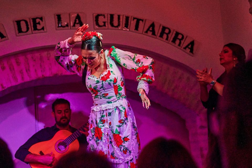 Seville: Ticket to Flamenco Show at La Casa De La Guitarra - Show Description