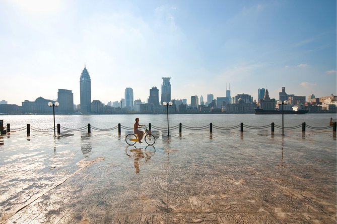 Shanghai Private Day Tour of Pudong New Area Including Oriental Pearl Tower - Tips for Enjoying Your Day