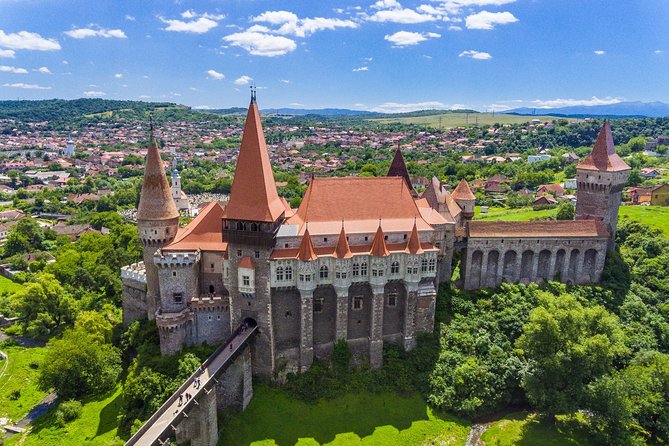 Sibiu to Hunedoara and Alba Lulia Full-Day Group Excursion - Roman Fort Apulum