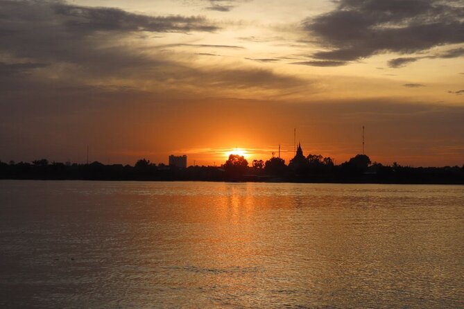 Silk Island at Twilight Cycle Encounter - Scenic Attractions and Views