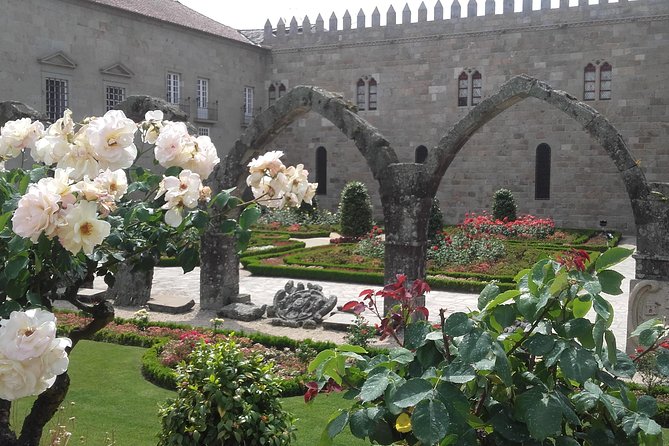 Small-Group Braga Food Tour With A Local Guide - Exploring Bragas History