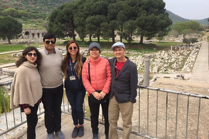 Small Group Day Tour To Ephesus From Kusadasi - Personalized Photography Opportunities