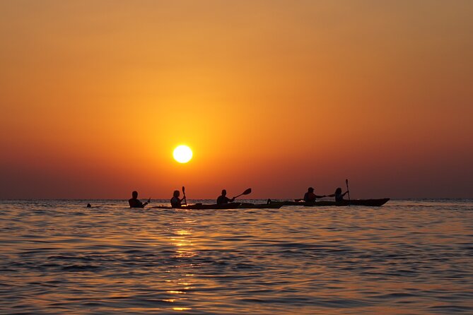 Sunrise Sea Kayaking Experience With Breakfast - Sea Cave Discovery