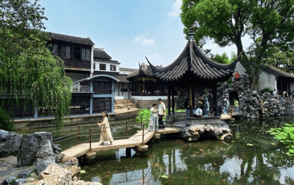 Suzhou Day Tour Lingering Garden Lion Garden &Cannal Cruise - Pickup and Transportation