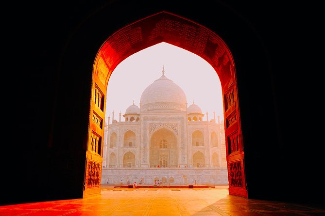 Taj Mahal Sunrise and Agra Overnight Tour From Kochi With Flights - Pickup and Transportation