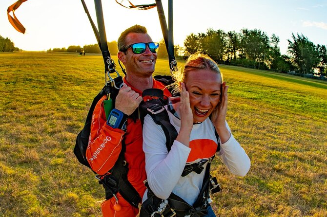 Tandem Skydiving With Gojump in Hawaii - Safety and Operational Notes