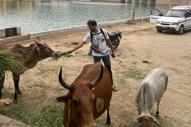 Temples Walk Around 52 Ghats ( Spiritual Tour )-The Pushkar Route - Rituals and Customs Explained