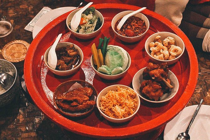 Thai Khantoke Dinner & Cultural Dance Show With Transfers - Accessibility and Child Guidelines