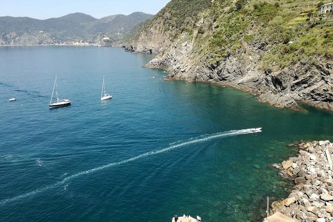 The Best of Cinque Terre Small Group Tour From Montecatini Terme - Accessibility and Age Restrictions