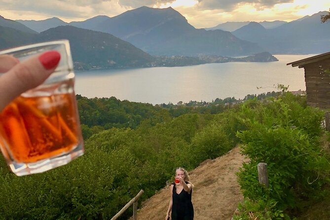 The Sweet Life Hike to Mountain House With Lake View Aperitivo - Private Tour Experience