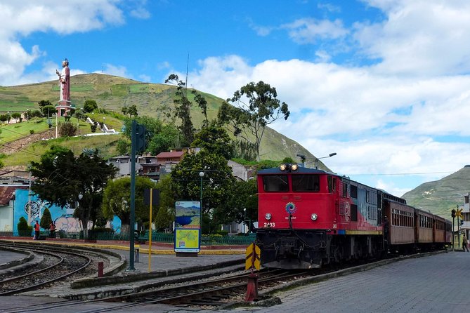 Top Ten Wonders of Ecuador Tour From Quito End in Cuenca - Day 1: Quito to Cotopaxi