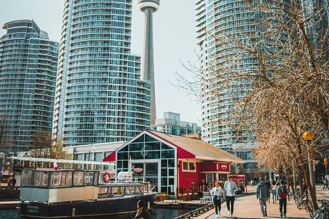 Torontos Waterfront: a Smartphone Audio Walking Tour - Customer Feedback