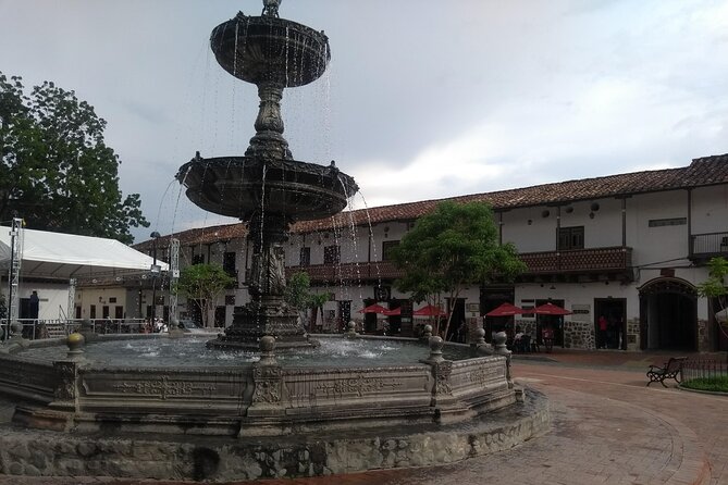 Tour Santa Fe De Antioquia - Riding the Rural Cable Car