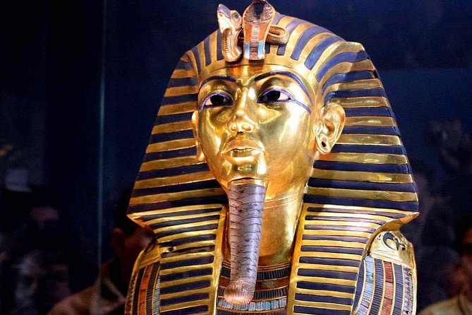 Tour to Giza Pyramids & Egyptian Museum From Alexandria by Car - Accessibility Features