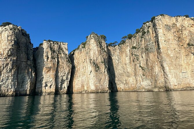 Tourist Boat Tour of the Gaeta Peninsula - Scenic Views and Engaging Guides