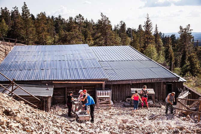 Trip to Pyhä-Luosto National Park and Amethyst Mine - Menu Options