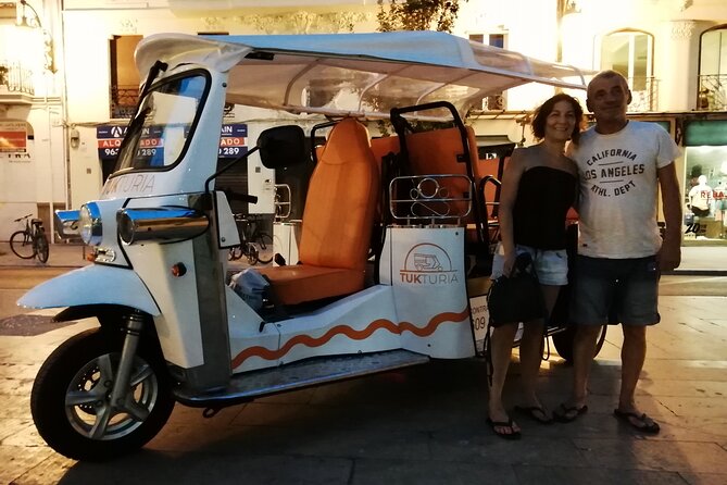 Valencia: Tuk Tuk Historical Tour - Accessibility and Group Size