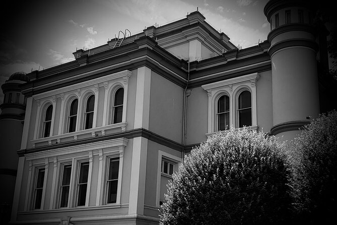 Victoria - True Crime Walking Tour, James Bay to Songhees Point - Accessibility and Participation