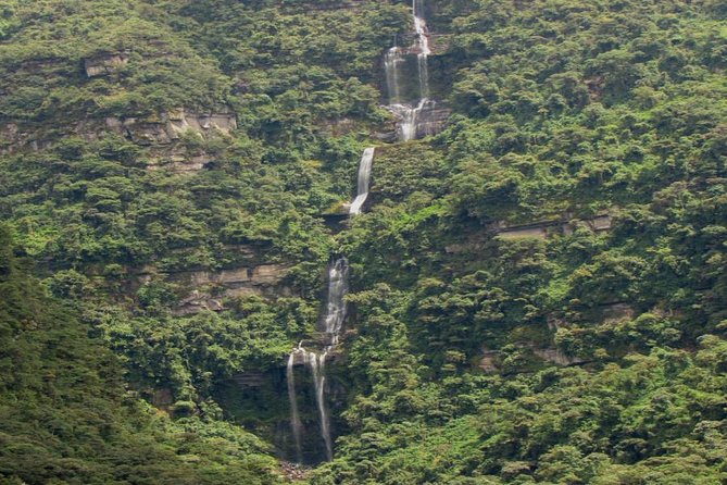 Visit to La Chorrera Natural Park Private Tour From Bogotá. (8 Hrs.) - Personalized Guided Experience