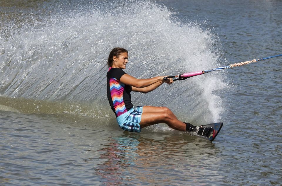 Wake Boarding in Negombo - Inclusions