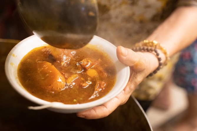 Walking Food Tour With Accommodation Pick Up - Tips for Enjoying Your Tour