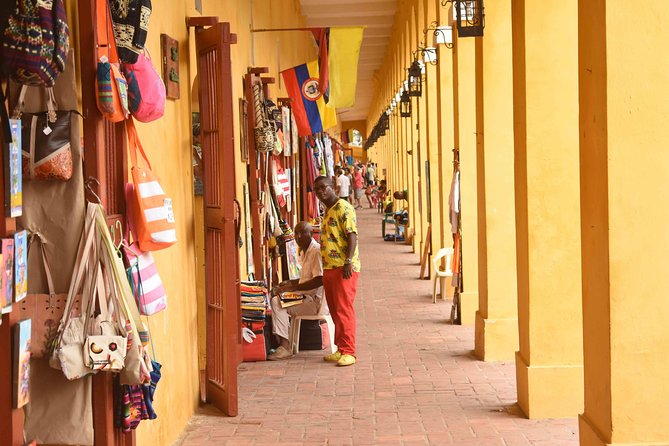 Walking Tour in the City of Columbia - Scenic Views and Landmarks