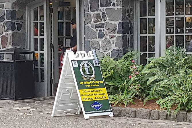 Waterfall Hop-On Hop-Off Trolley Tour Multnomah Falls Day Pass - Traveler Reviews and Feedback