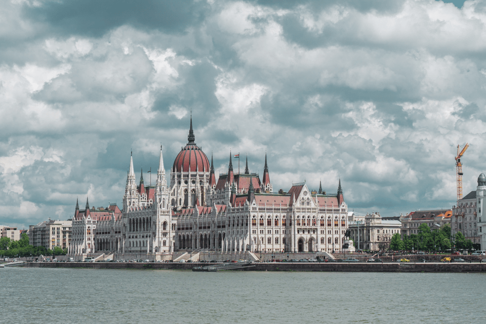 Weekend in Budapest: A Self-Guided Audio Tour in English - Tips for Your Visit