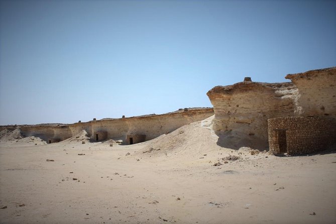 West Coast Tour, Zekreet, Richard Serra Sculpture, Mushroom Rock Formation - Cultural Insights From Guides