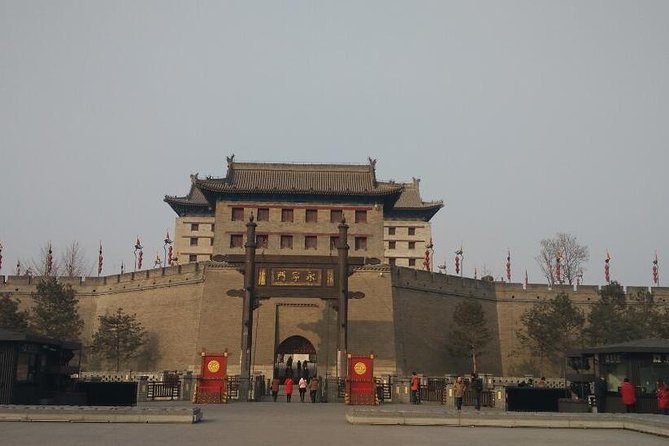 Xian Private Day Tour With Airport Transfer: Terracotta Warriors and City Wall - Reviews and Feedback