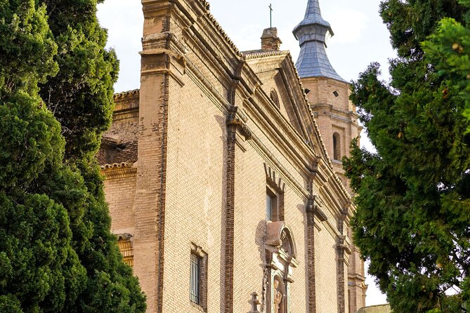 Zaragoza: Private Tour With a Local Guide - Tailoring the Tour to Your Preferences