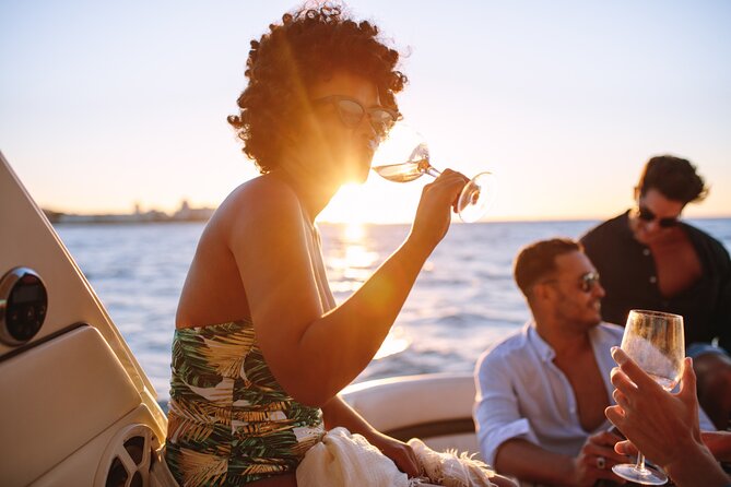 2 Hours Aperitif on Boat at Sunset - Customer Reviews