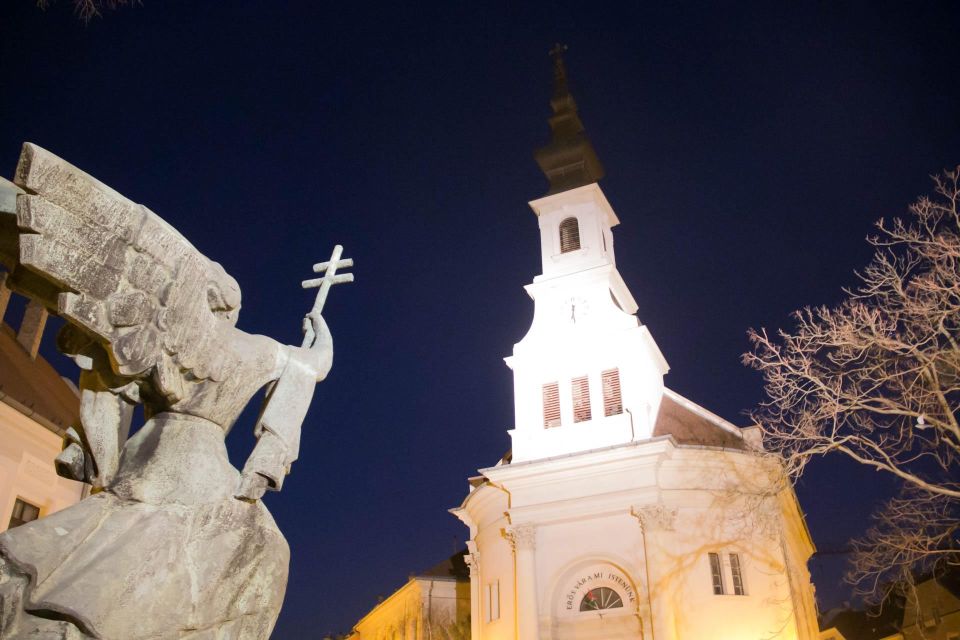 2 Hours Buda Castle Walking Tour - Walk With a Historian - Booking Process