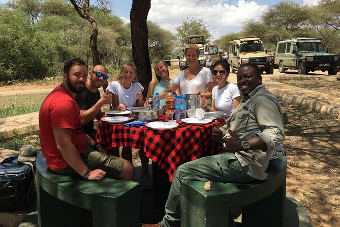 3 Days Small Group Safari to Serengeti NP and Ngorongoro Crater Tour in Tanzania - Meeting and Pickup Information