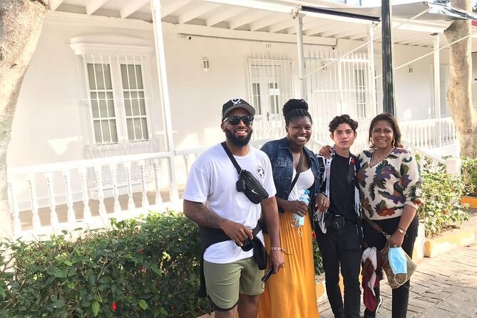 3-Hour Private Scooter Tour Through Miraflores With Guide - Expert Local Tour Guide