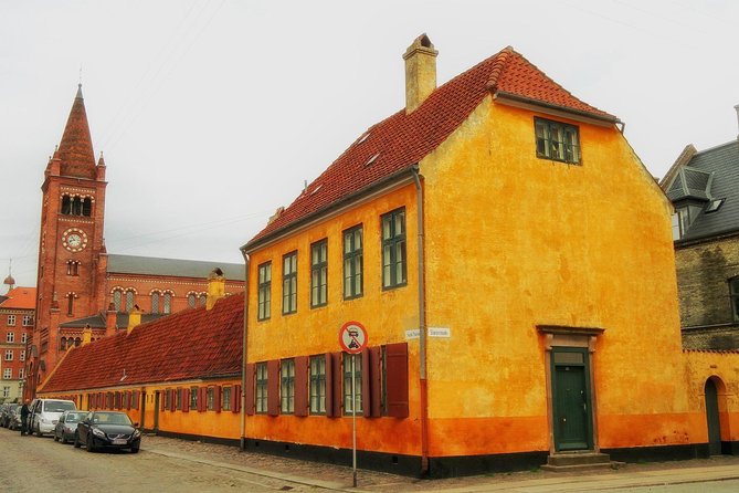 3h Private Walking Tour, Copenhagen - Meeting Point and Navigation