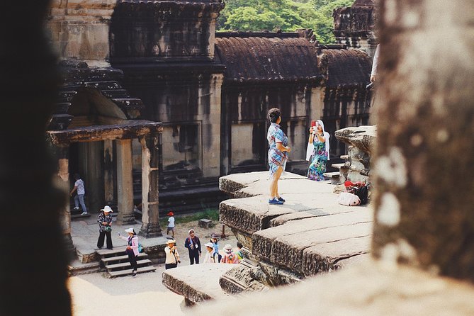 4-Day Tour From Siem Reap to Phnom Penh - Tour Guides and Support