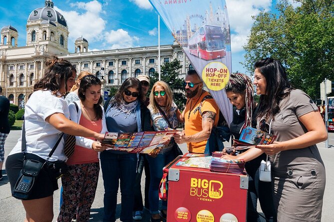 48-Hour Hop-On Hop-Off With Guided Walking Tour and River Cruise - Customer Feedback